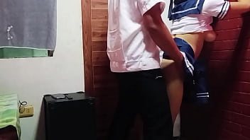 Mahalayang Estudyanteng Pinay Sa Senior High, Sumikat Sa Kabastusan