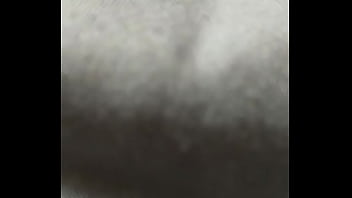 Wanita Tionghoa Melahap Telur Dengan Penuh Gairah