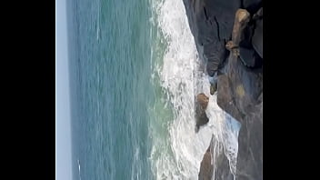 Berhubungan Intim Di Pantai, Dilihat Semua Orang Dan Jadi Viral Di Seluruh Brasil