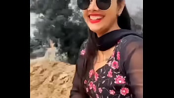Naik Turun Susu Bhabhi Desi
