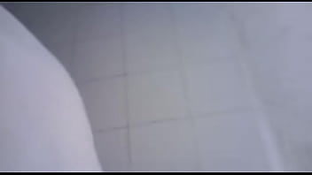 Mengocok Sendiri Sampai Puas