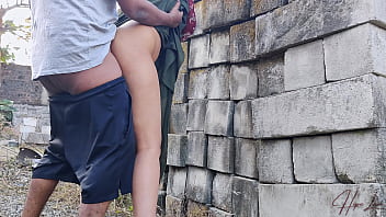 Istri Indonesia Yang Bergairah Digilir Di Alam Terbuka