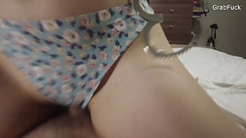 Muda Rusia Jalang Dipuaskan Sampai Lepek Oleh Batang Keras