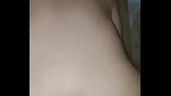 Aku Minta Kerokan Ke Tetangga, Malah Dikasih Goyangan Panas