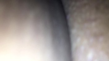 Gadis India Yang Menggoda Dengan Lekuk Tubuhnya Yang Memikat