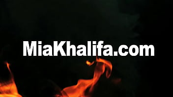 Mia Khalifa, Si Arab Montok Yang Haus Kontol, Minta Lebih Keras Di Balik Layar Dan Jmac Memuaskannya