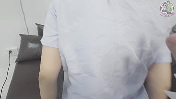 Gadis Sekolah Thailand Nakal Digilir Di Sofa Usai Pulang Sekolah Dengan Suara Erangan Thai Yang Memekik