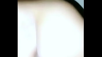 Pembantu Indonesia Rela Buka Celana Dan Tawarkan Memeknya Pada Bos Demi Uang Tambahan