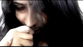 Gadis India Seksi Yang Menggoda Dan Penuh Gairah