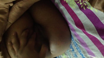 Gadis India Digituju Dan Dijilati Memeknya Oleh Cowok Delhi