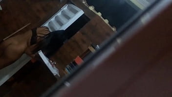 Novinha Safada Fica Pelada E Dá Prazer Pro Motoboy Entregador