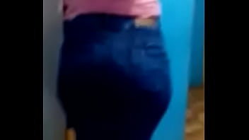 Mau Ikutin Gue Ke Kamar Mandi? Biar Gue Yang Bikin Kamu Basah Dulu Sebelum Berangkat Kerja