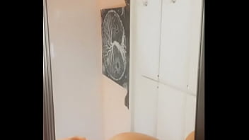 Yenniferpink Menggila Dengan Memek Basahnya Yang Menggairahkan