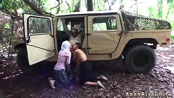 Pertama Kali Anal Arab Di Rumah, Pengalaman Menggoda Yang Tak Terlupakan