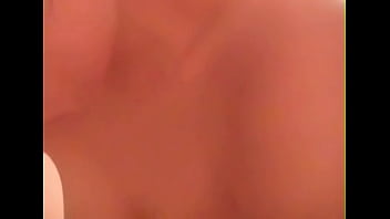 Gadis Tionghoa 19 Tahun, Siap Diterjang Tenggorokan Dalam