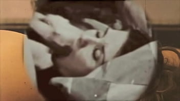 Hidup Rahasiaku Yang Panas: Aku Dan Kakak Tiriku Yang Ganteng