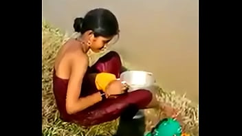 Bhabhi Desi Mandi Telanjang Di Kamar Mandi