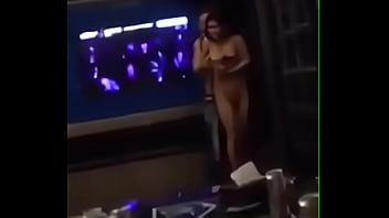 掃不掉的淫蕩！中國再爆情色ktv 男女激戰「3p濕身遊戲」火辣裸照全流出