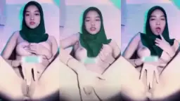 Sarah Berhijab Cantik Mengocok Kontolnya Yang Besar