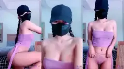 Tetek Molly Yang Bulat Dan Berwarna Pink Menggoda