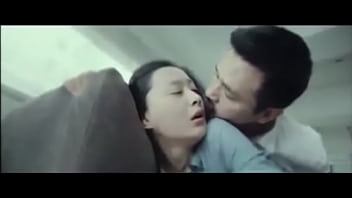 Gadis Oriental Yang Menggoda