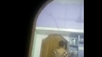 Bibik India Matang Yang Menggairahkan