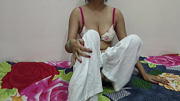 Adik Tiriku Yang Ganas Menggilaiku Di Seluruh Rumah Saat Kami Sendirian