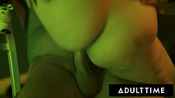 Wanita Nakal Anna Claire Clouds Goda Polisi Saat Diinterogasi Hingga Mereka Bercinta Kasar Dan Ganas