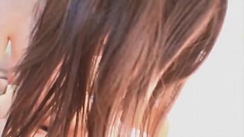 Gadis Jepang Berkacamata Yang Imut Dan Menggoda