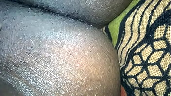 Gadis Desi Meremas-raba Memeknya Sendiri Di Ranjang