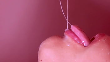 Istri Jepang Yang Jago Mengulum Dan Menggairahkan