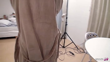 Adik Tiri Jepang Dihajar Ganas Teman Sekelasnya, Kontolnya Sampai Tumpah Di Dalam Memeknya Yang Basah