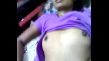 Gadis Desi Yang Menggoda Dan Penuh Gairah