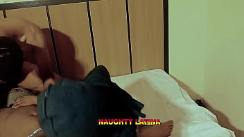 Ibu Tiri Amatir Yang Ketagihan Seks Menawarkan Hadiah Natal Berupa Threesome Dan Creampie Hardcore