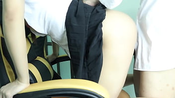 สาวนักศึกษาผ่อนคลายความเครียดด้วยการปลดปล่อยอารมณ์กับรุ่นพี่สุดฮอตในคณะ