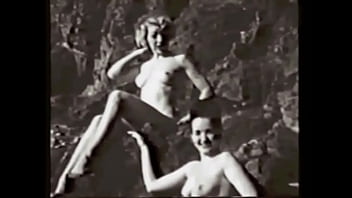 Ibu Alam Yang Berpengalaman Dan Menggoda