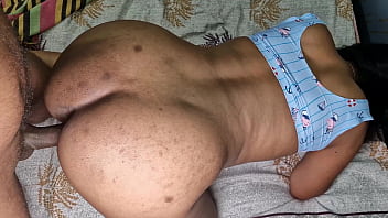 सुबह सुबह देसी हरियाणवी भाभी की गर्म चुदाई का मजा लेकर उसकी चूत में जोरदार पेल मारा