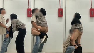 Jilbab Hot Mesum Di Tangga Darurat Apartemen