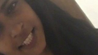 Kekasih Desi Yang Liar Membuat Video Bugil Sambil Menduduki Pacarnya