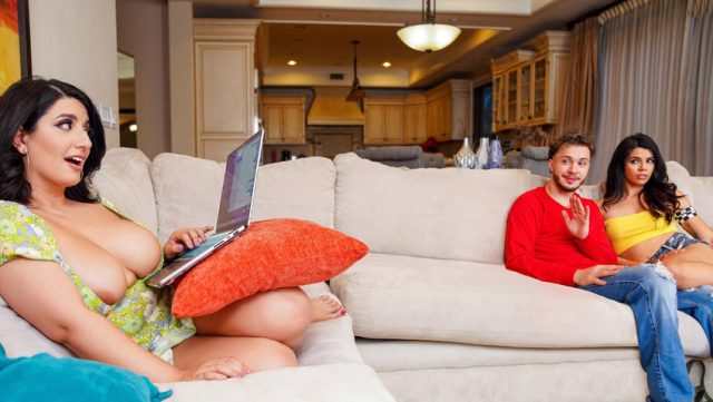 Pacar Gue Digoyang Teman Sekamarnya Yang Gatel!